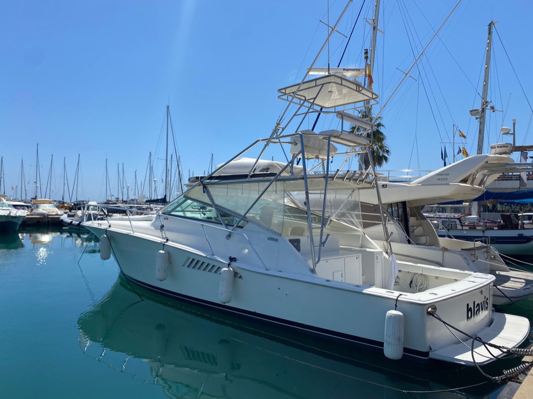 BLAVIS WIKING 43 PORT BALIS BY CHARTERINAD.COM