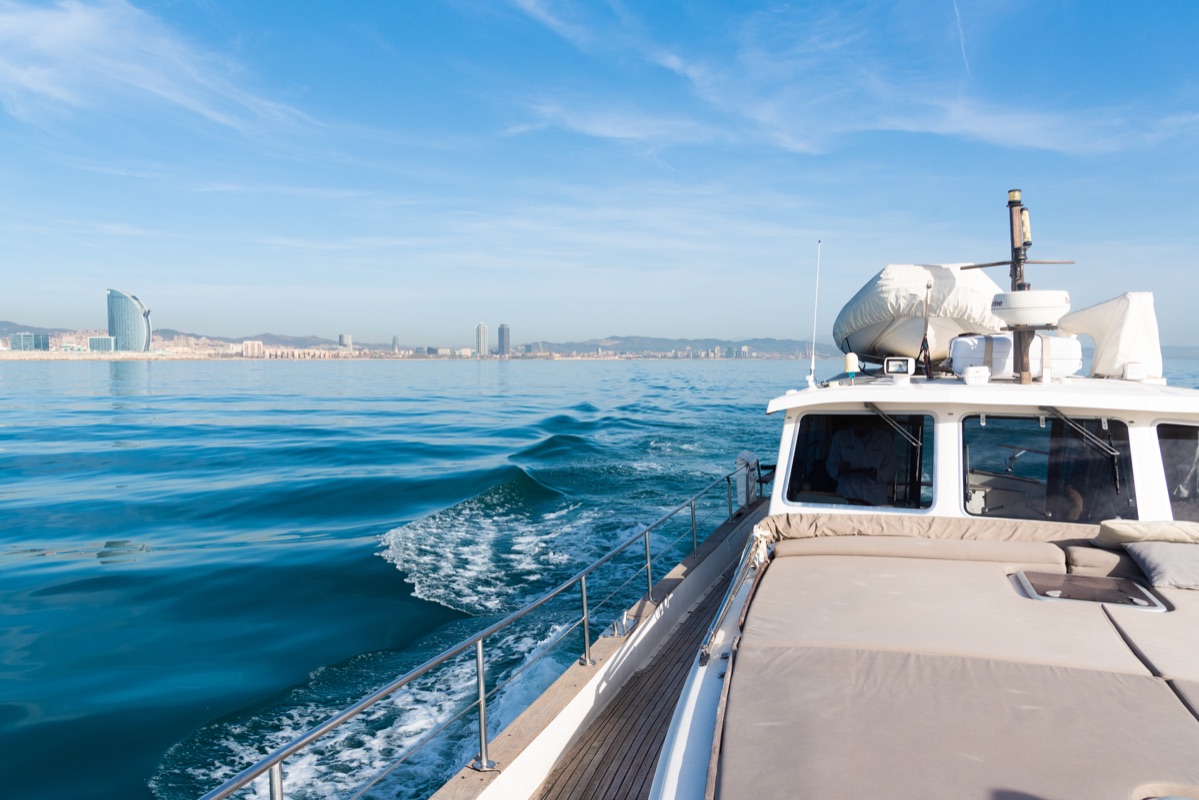 charter audiovisual barcelona by charterinad.com & big yacht